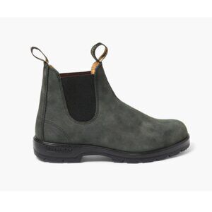 Timeless Classic Chelsea Boots by Blundstone in Rustic Black